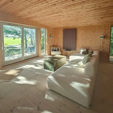 Handbuilt In Untouched Forest By Lango בית נופש *